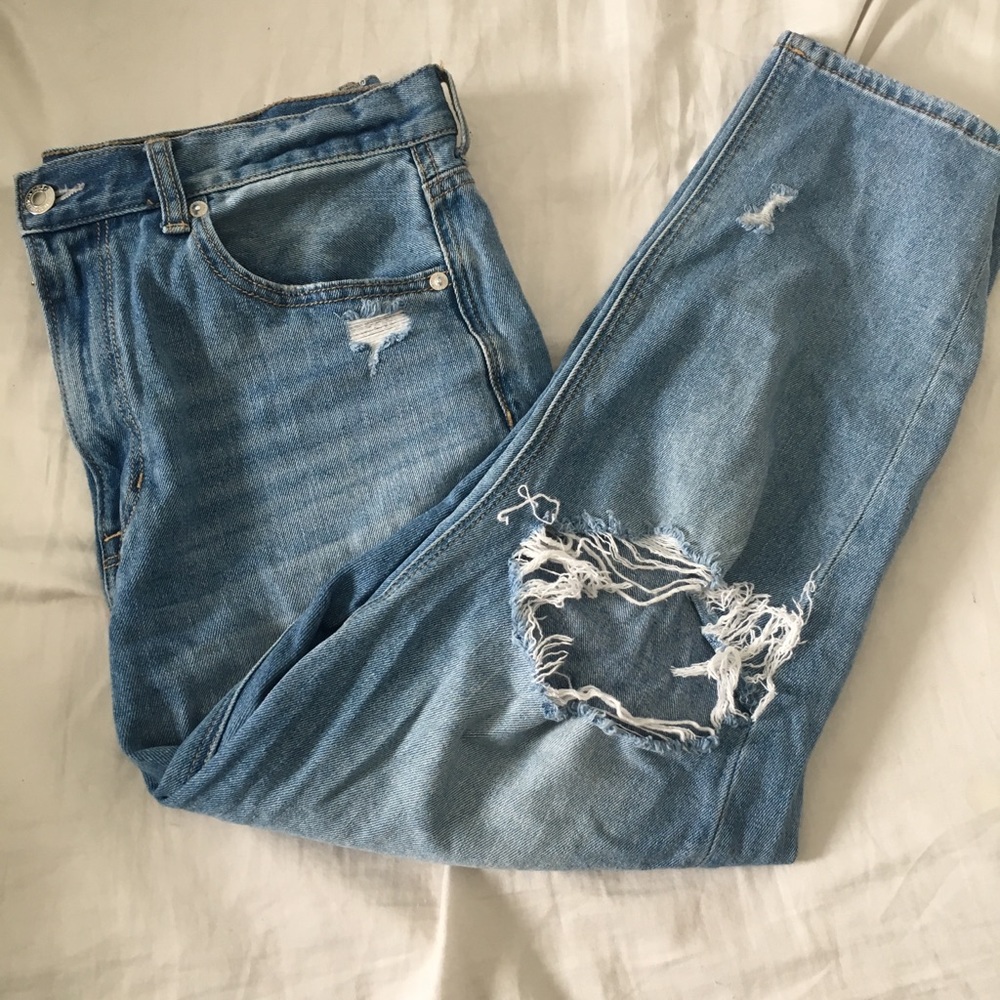 American Eagle cool classic mom jeans